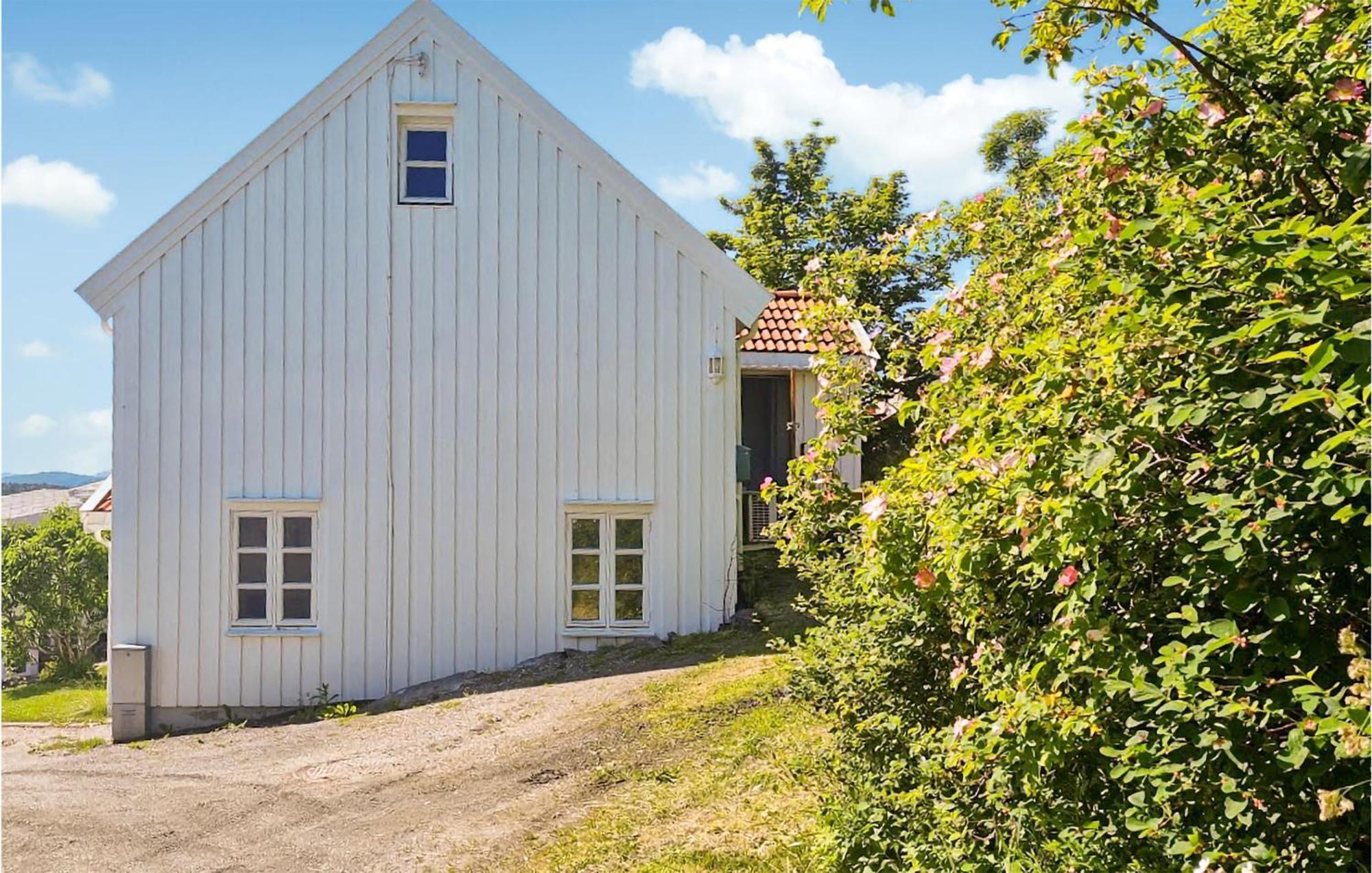 Awesome Home In Kristiansund With House Sea View Exterior photo
